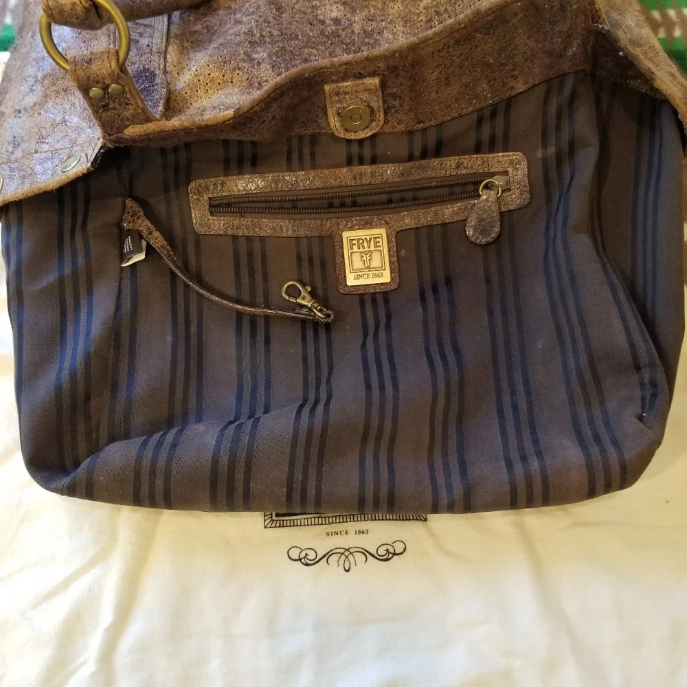 Frye Deborah Studded Star Distressed Handbag - Picture 7 of 16